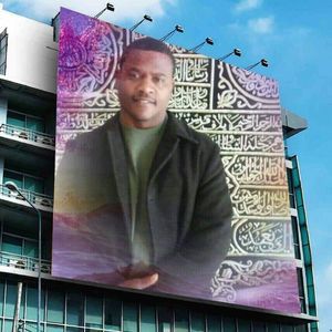 Meet your Posher, Mubarak